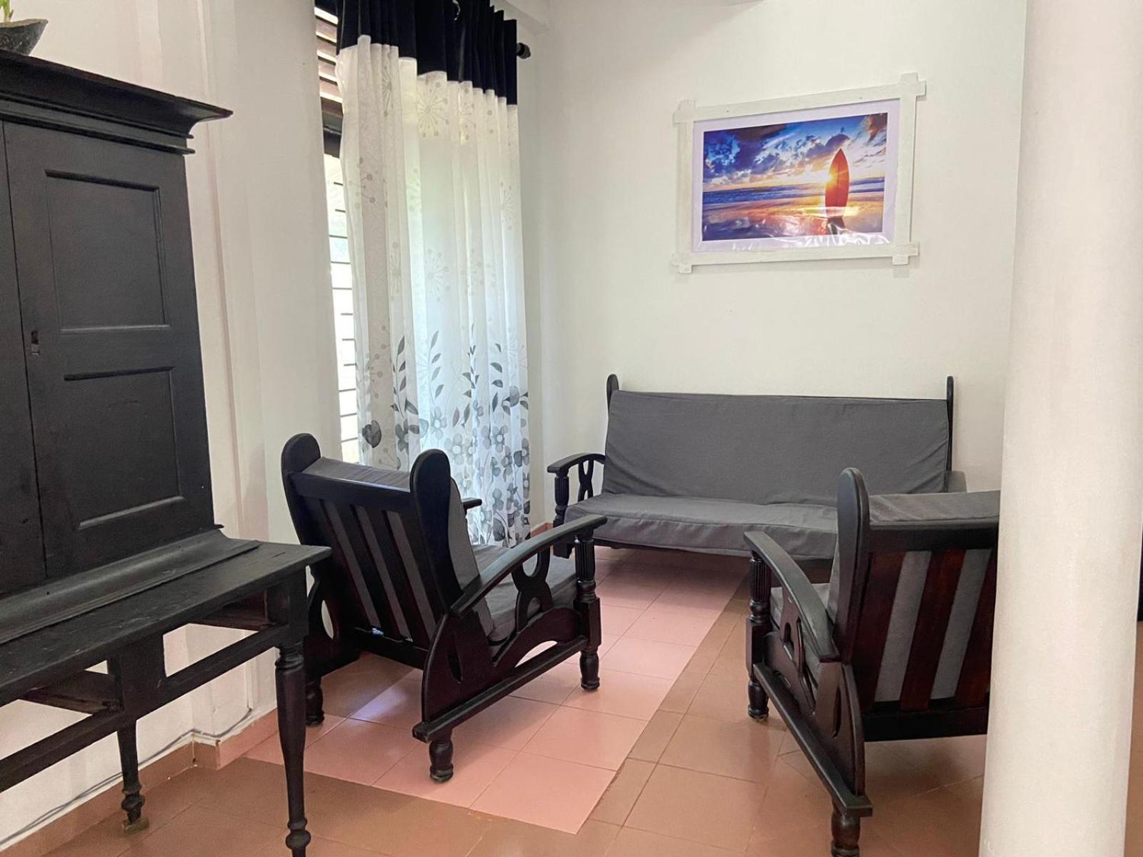 Hiricurry Hostel & Restaurant Dikwella Dış mekan fotoğraf