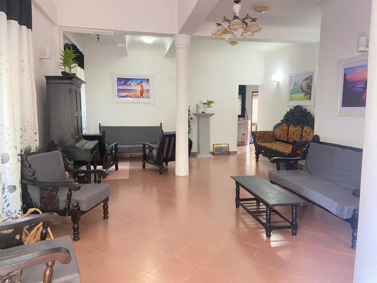 Hiricurry Hostel & Restaurant Dikwella Dış mekan fotoğraf